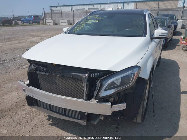 WDCTG4GB9JJ527175 Mercedes-Benz Gla 250 4matic