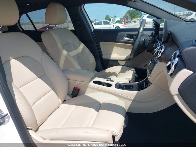 WDCTG4GB9JJ527175 Mercedes-Benz Gla 250 4matic