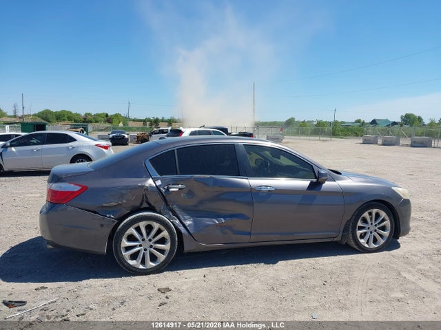 Honda Accord Touring 2015 1HGCR2F99FA804922 Image 13