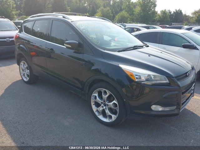 12641313 :رقم المزاد ، 1FMCU9J99FUC16784 vin ، 2015 Ford Escape Titanium مزاد بيع