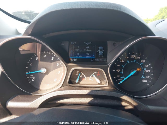 12641313 :رقم المزاد ، 1FMCU9J99FUC16784 vin ، 2015 Ford Escape Titanium مزاد بيع