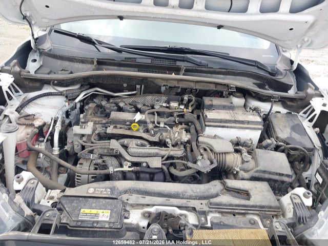 7MUCAABG0PV044085 Toyota Corolla Cross Le