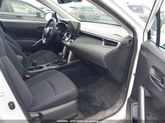 7MUCAABG0PV044085 Toyota Corolla Cross Le