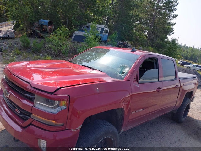 12659483 :رقم المزاد ، 3GCUKREC2JG165371 vin ، 2018 Chevrolet Silverado 1500 2lt مزاد بيع