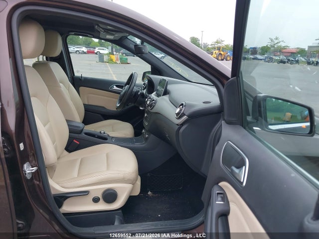 2015 Mercedes-benz B 250 4matic მანქანა იყიდება აუქციონზე, vin: WDDMH4GB6FJ341243, აუქციონის ნომერი: 12659552