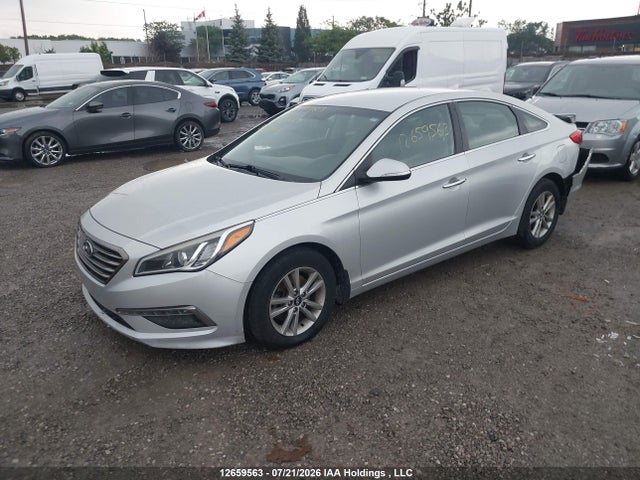 Hyundai Sonata 2015 5NPE24AF3FH024069 Image 2
