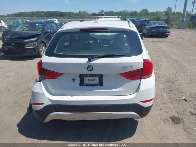 Продажа на аукционе авто 2015 Bmw X1 Xdrive28i, vin: WBAVL1C51FVY33356, номер лота: 12659577