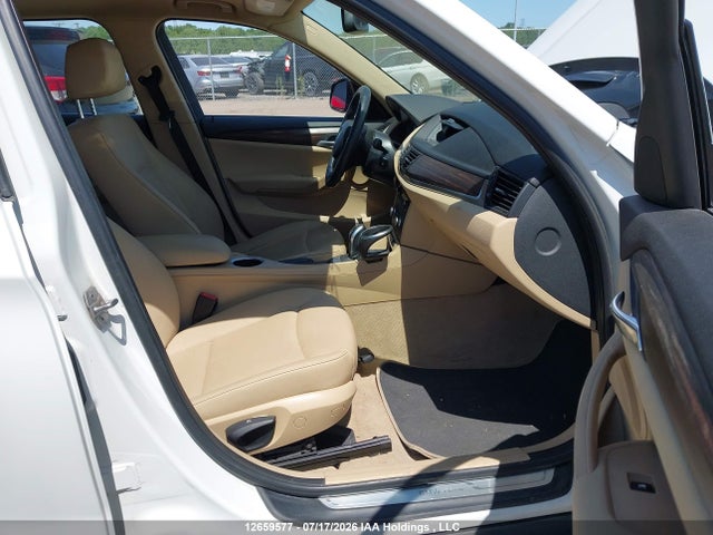 Продажа на аукционе авто 2015 Bmw X1 Xdrive28i, vin: WBAVL1C51FVY33356, номер лота: 12659577