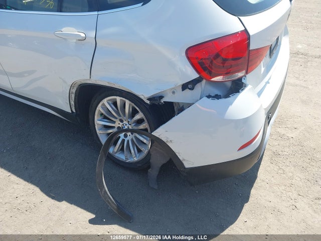 Продажа на аукционе авто 2015 Bmw X1 Xdrive28i, vin: WBAVL1C51FVY33356, номер лота: 12659577
