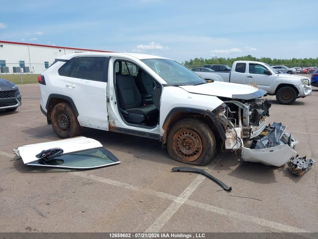 Toyota RAV4 LE 2025 2T3B1RFV3SC520271 Image 1