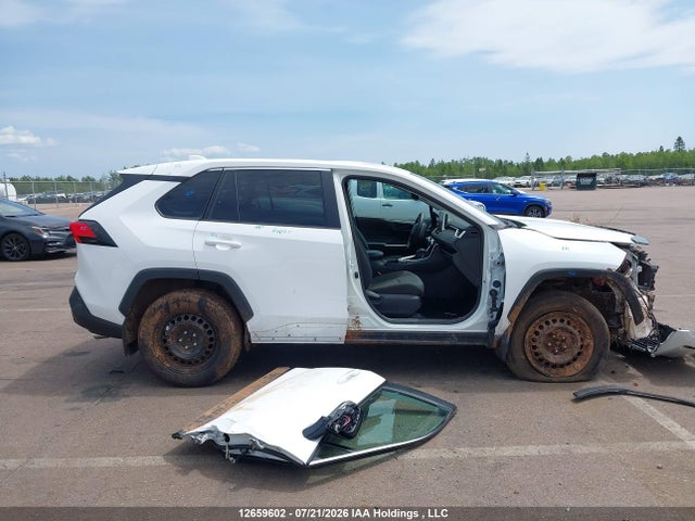 Toyota RAV4 LE 2025 2T3B1RFV3SC520271 Image 13