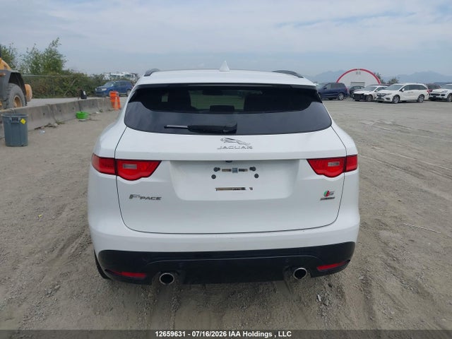 Jaguar F-PACE S 2017 SADCM2BV7HA089131 Image 17