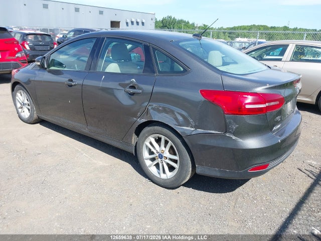 Ford FOCUS SE 2015 1FADP3F28FL370987 Image 3