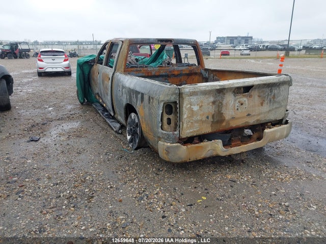 RAM 3500 Laramie 2024 3C63R3EL5RG290159 Image 3