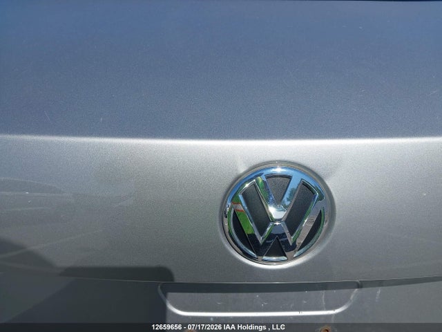 Auction sale of the 2013 Volkswagen Passat 2.5l Trendline, vin: 1VWAH7A35DC007820, lot number: 12659656