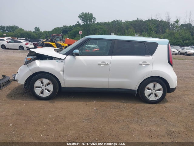 2016 Kia Soul Ev მანქანა იყიდება აუქციონზე, vin: KNDJX3AE4G7015288, აუქციონის ნომერი: 12659681