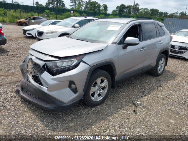 12659690 :رقم المزاد ، 2T3W1RFV1MC099414 vin ، 2021 Toyota Rav4 Xle/xle Premium مزاد بيع