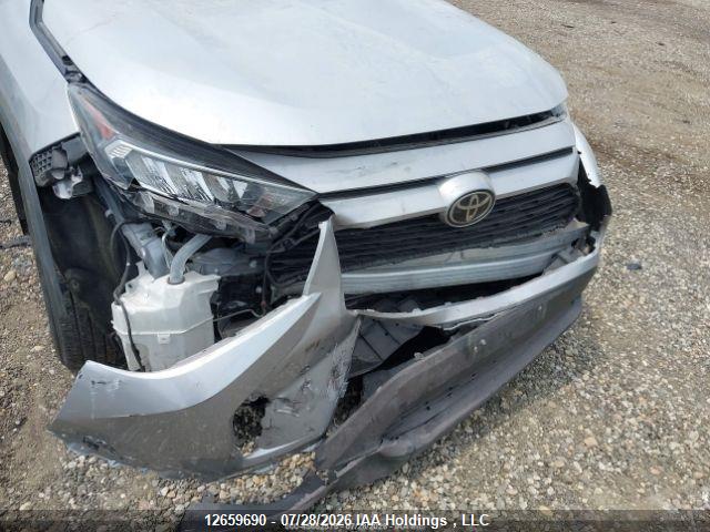 12659690 :رقم المزاد ، 2T3W1RFV1MC099414 vin ، 2021 Toyota Rav4 Xle/xle Premium مزاد بيع