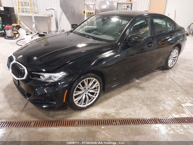 BMW 330XI 2023 3MW89FF02P8D61679 Image 2