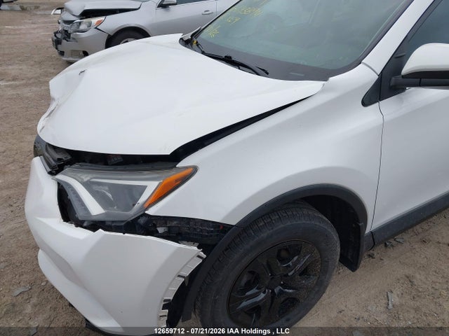 2017 Toyota Rav4 Le მანქანა იყიდება აუქციონზე, vin: 2T3BFREV4HW643894, აუქციონის ნომერი: 12659712
