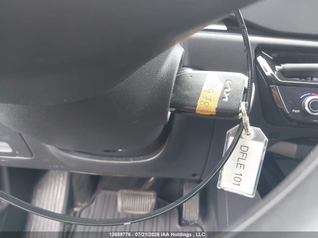 KIA Niro 2025 KNDCP3LE1S5288005 Image 11