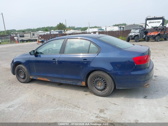 12659791 :رقم المزاد ، 3VW2K7AJ7DM265503 vin ، 2013 Volkswagen Jetta مزاد بيع