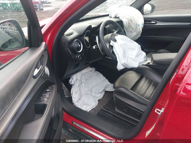 ZASFAKNN3J7C28713 Alfa Romeo STELVIO TI