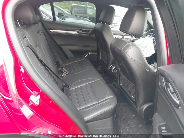 ZASFAKNN3J7C28713 Alfa Romeo STELVIO TI