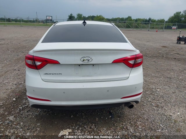 Hyundai SONATA GLS 2017 5NPE24AF4HH464126 Image 16