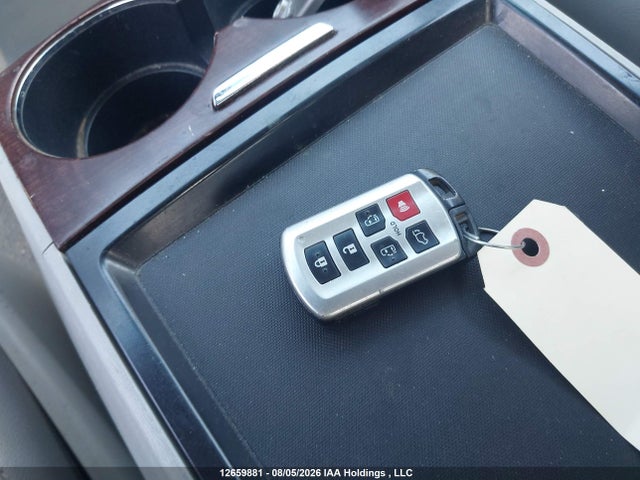 Aukcja sprzedaży 2011 Toyota Sienna Limited V6, vin: 5TDYK3DC6BS056947, numer aukcji: 12659881