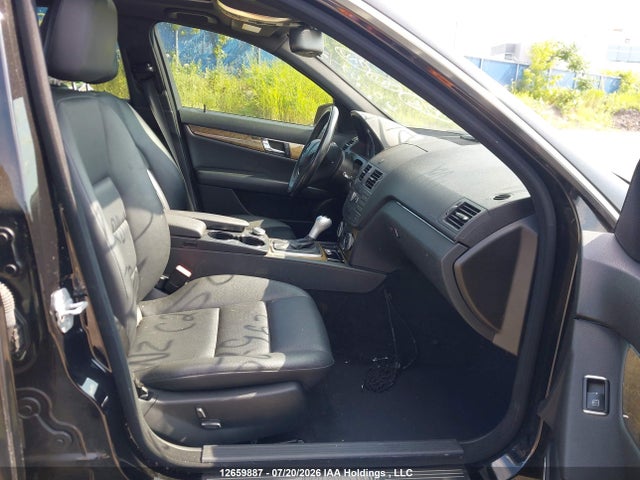 2011 Mercedes-benz C 250 4matic მანქანა იყიდება აუქციონზე, vin: WDDGF8FB6BA507962, აუქციონის ნომერი: 12659887