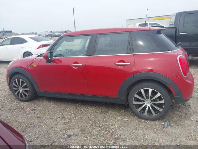 Mini 5 Door Cooper 2017 WMWXU1C34H2F78858 Image 14