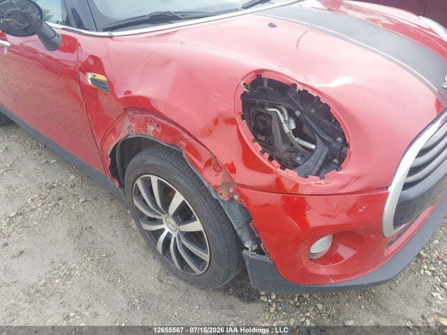 Mini 5 Door Cooper 2017 WMWXU1C34H2F78858 Image 6