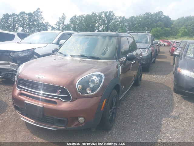 Mini Countryman Cooper S 2015 WMWZC5C54FWP42536 Image 2