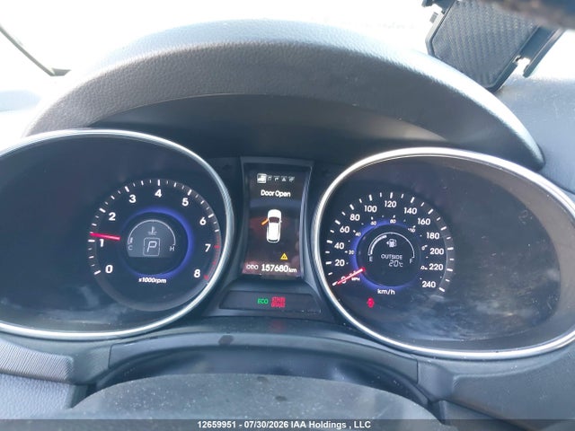 2014 Hyundai Santa Fe Sport 2.0t Limited მანქანა იყიდება აუქციონზე, vin: 5XYZUDLA2EG140396, აუქციონის ნომერი: 12659951