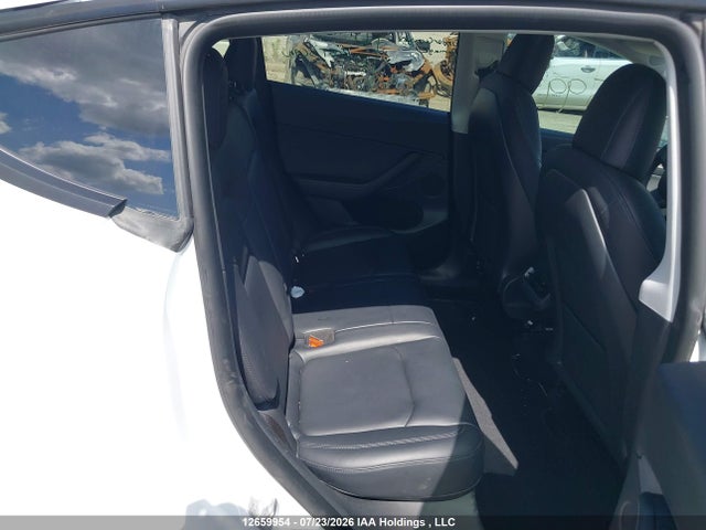 Tesla Model Y Performance 2022 7SAYGDEF5NF564497 Image 8