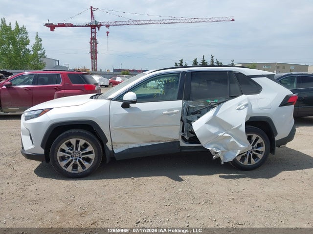 2025 Toyota Rav4 Xle/xle Premium მანქანა იყიდება აუქციონზე, vin: 2T3R1RFV6SW558820, აუქციონის ნომერი: 12659966