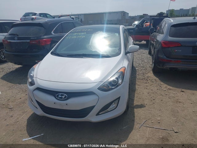 Hyundai ELANTRA GT 2014 KMHD35LHXEU193440 Image 13