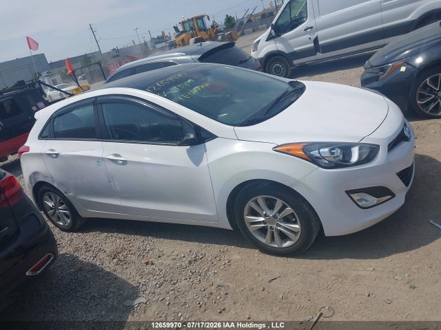 Hyundai ELANTRA GT 2014 KMHD35LHXEU193440 Image 14