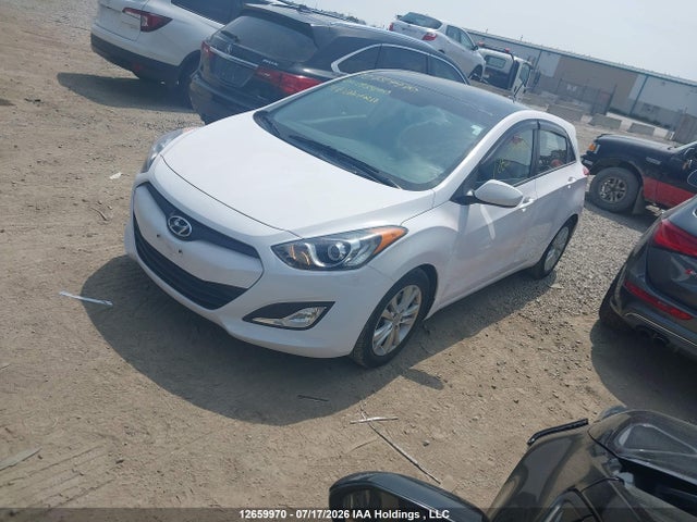 Hyundai ELANTRA GT 2014 KMHD35LHXEU193440 Image 2