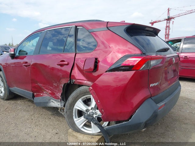 Продаж на аукціоні авто 2021 Toyota Rav4 Xle/xle Premium, vin: 2T3R1RFV0MW227217, номер лоту: 12659974