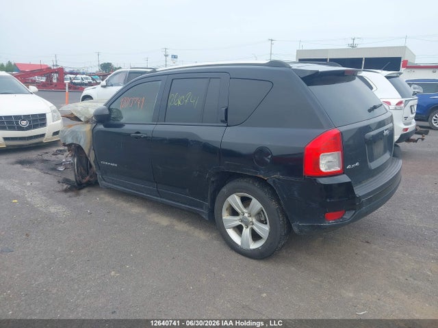 12640741 :رقم المزاد ، 1C4NJDABXDD113950 vin ، 2013 Jeep Compass Sport/north مزاد بيع