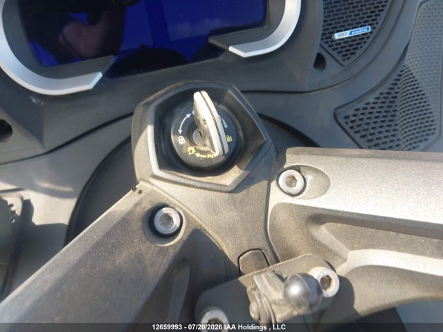12659993 :رقم المزاد ، 2BXNBDD28JV003357 vin ، 2018 Can-am Spyder Roadster Rt/rt Limited/rt Limited 10th Anniversary مزاد بيع