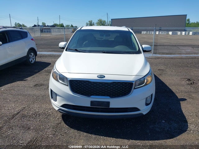 2017 Kia Sedona Sx+ მანქანა იყიდება აუქციონზე, vin: KNDMC5C19H6280682, აუქციონის ნომერი: 12659999