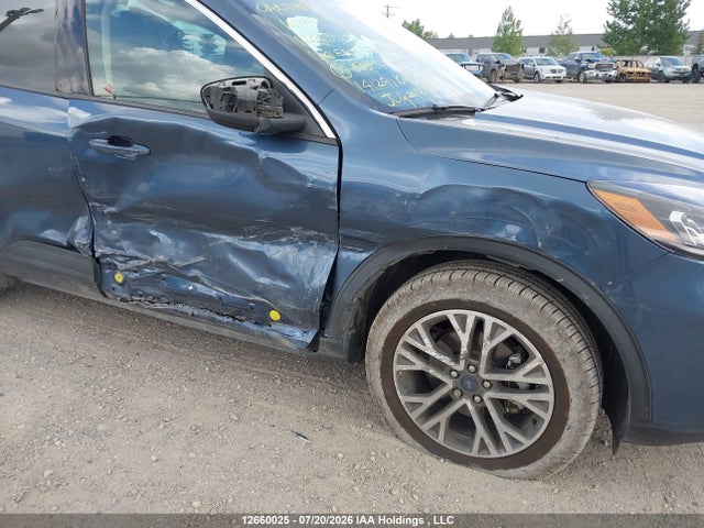 12660025 :رقم المزاد ، 1FMCU9H69LUB33136 vin ، 2020 Ford Escape Sel مزاد بيع