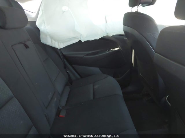 Продажа на аукционе авто 2017 Hyundai Tucson Limited/sport And Eco/se, vin: KM8J3CA48HU449103, номер лота: 12660040