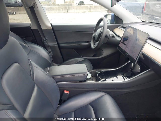 Tesla Model Y Standard Range Rear-wheel Drive 2021 5YJYGDED2MF111030 Image 5