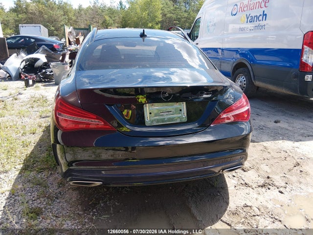 WDDSJ4GBXKN706375 Mercedes-Benz CLA 250 4MATIC