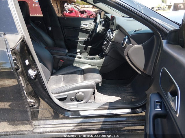 WDDSJ4GBXKN706375 Mercedes-Benz CLA 250 4MATIC