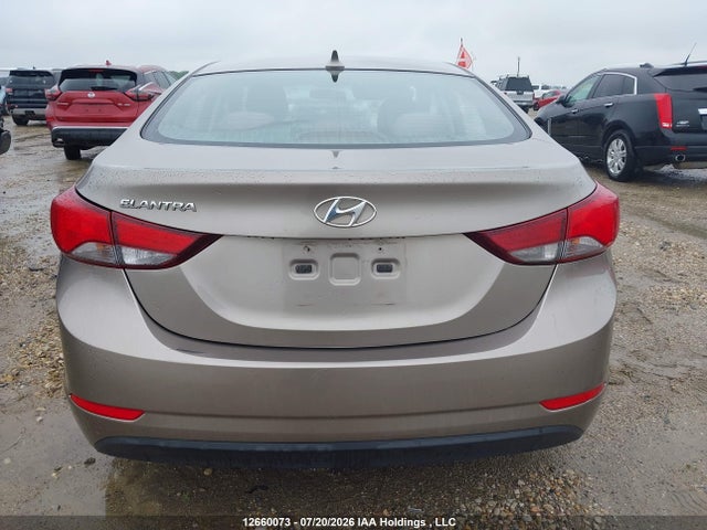 2015 Hyundai Elantra Se/sport/limited მანქანა იყიდება აუქციონზე, vin: 5NPDH4AE6FH643279, აუქციონის ნომერი: 12660073
